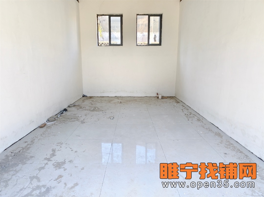 睢宁树人小学对面多间沿街商铺招租