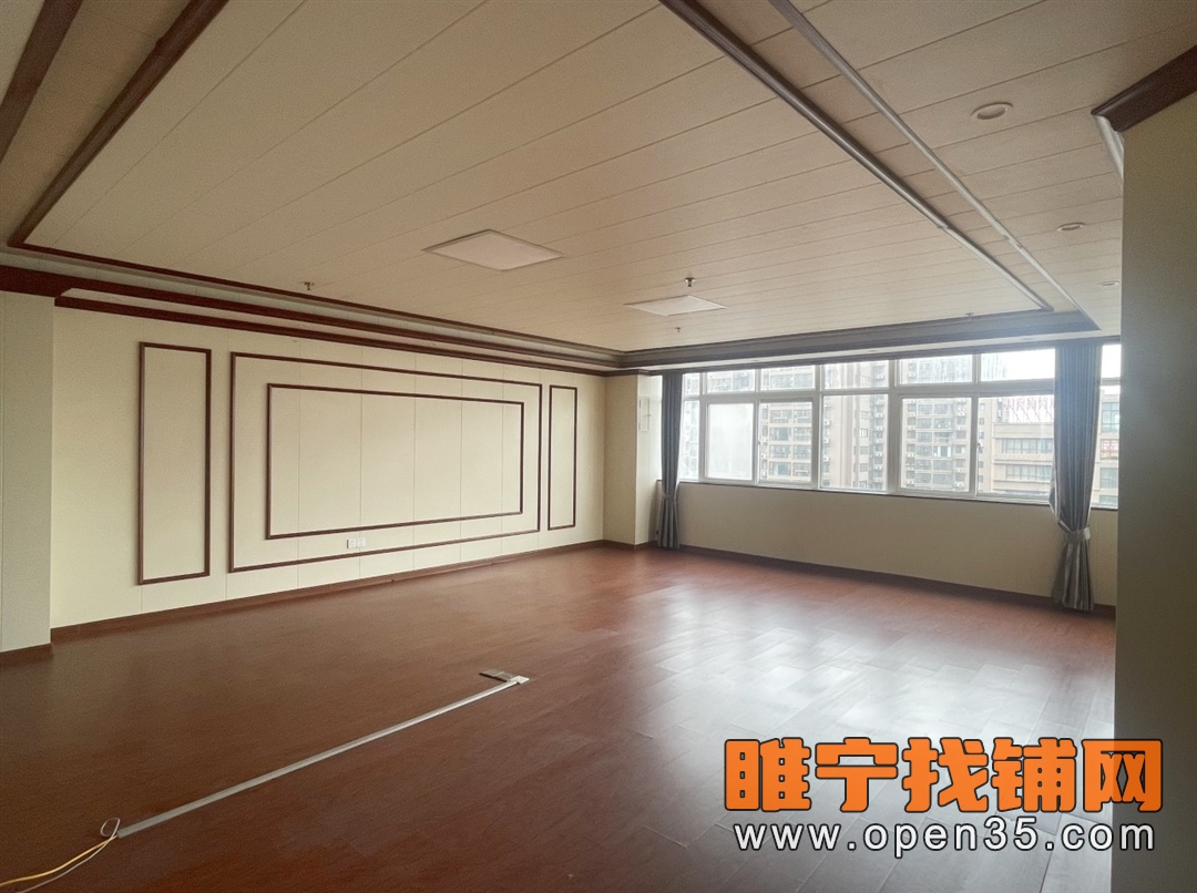 睢宁八里电商大楼带电梯办公室出租