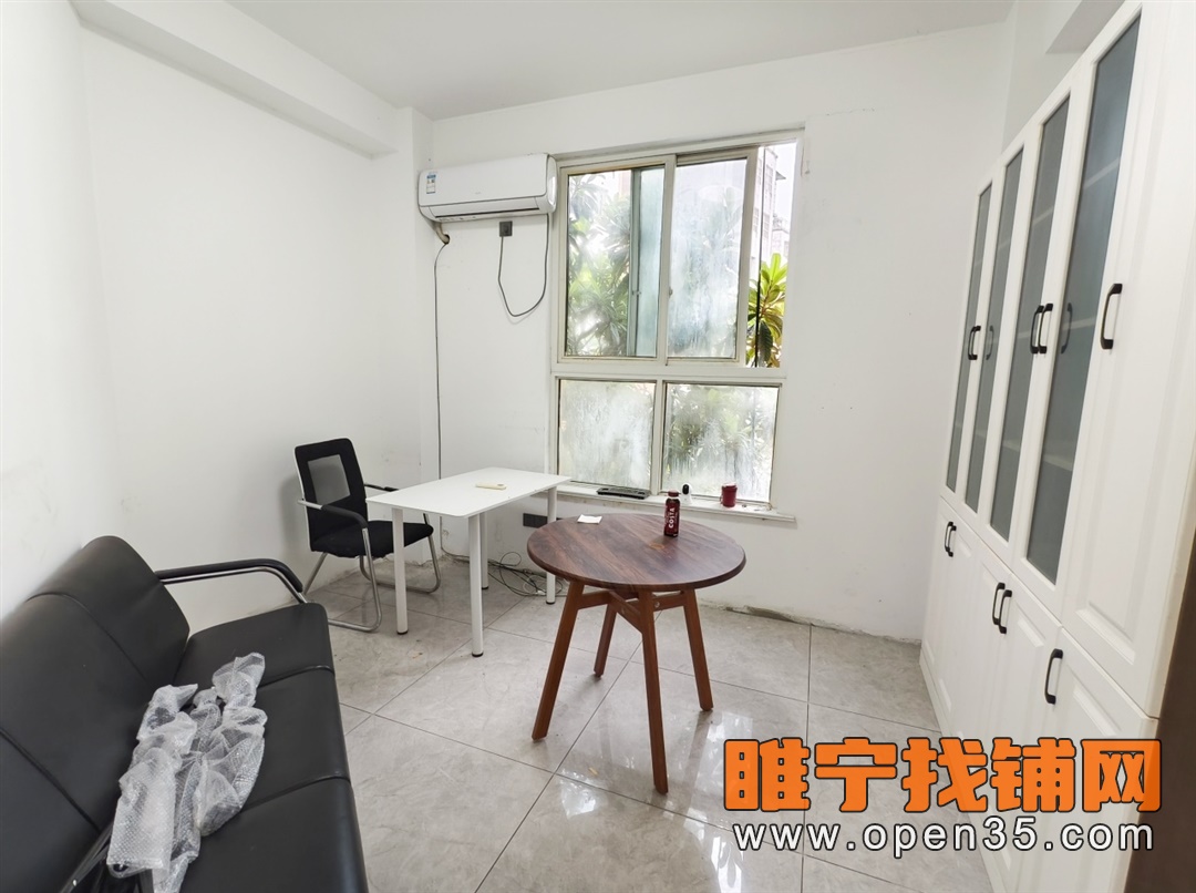 睢宁滨河名城东门精装修办公室出租