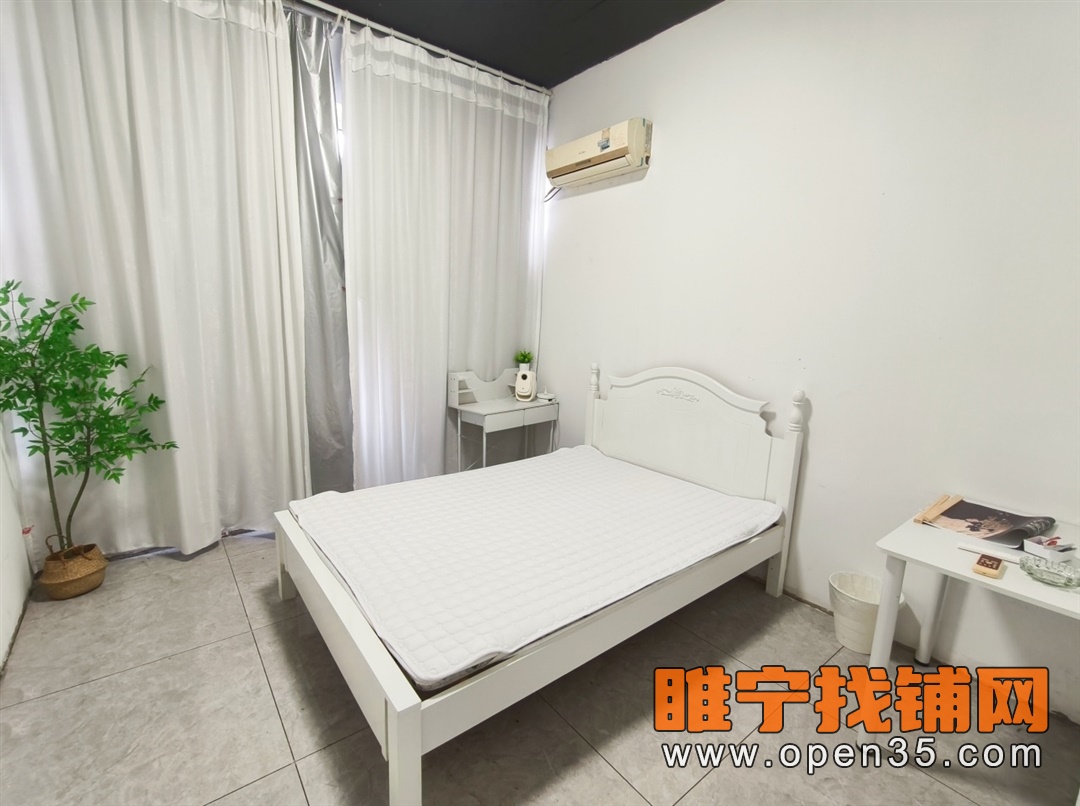 睢宁滨河名城东门精装修办公室出租